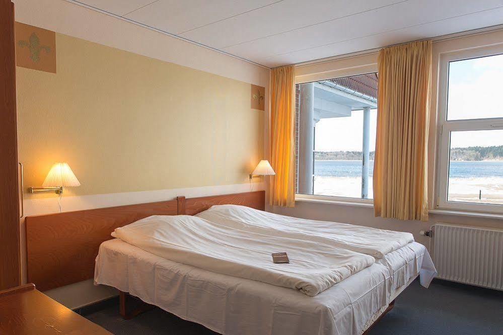 Hotel Pinenhus Glyngøre Exterior foto